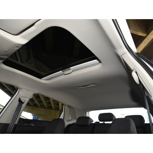 2023 5 places Volkswagen VW Polo Sedan voiture à essence