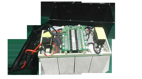 12V 100Ah Lithium RV Battery Lifepo4 350A Peak Discharge Current With Built In Bluetooth