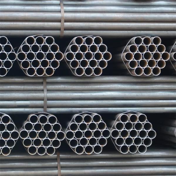 Pipe en fer légèrement huilée ASTM API GS certifiée ERW LSAW Pipe en acier au carbone noir pour applications de structure de forage d'huile