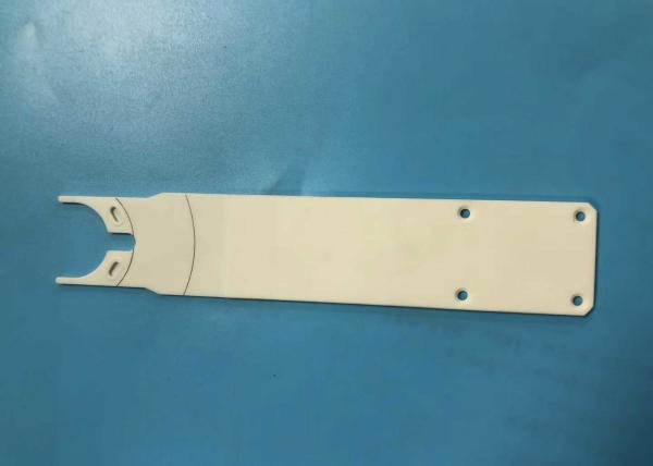 20 KV/mm Breakdown Voltage Aluminum Oxide Ceramic with 9.6 Dielectric Constant Rating