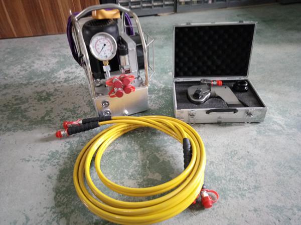 Industrial Square Drive Hydraulic Torque Gun , Hydraulic Torque Wrench