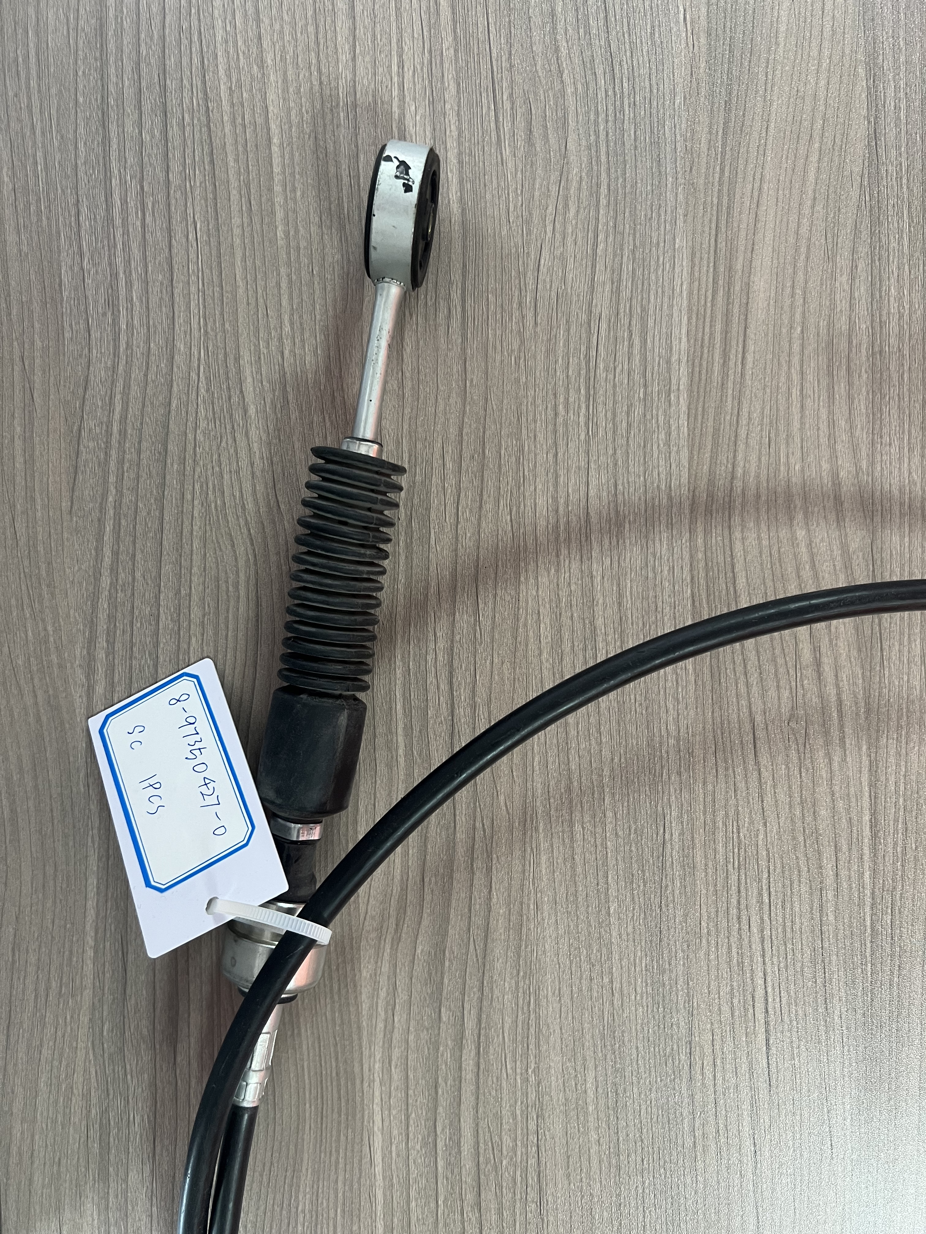 OEM Parking Brake Cable Iron Material Replacement Spare Part OE Number 8-97350427-0 Heavy Duty Light Commercial Vehicle Brake Control Wire