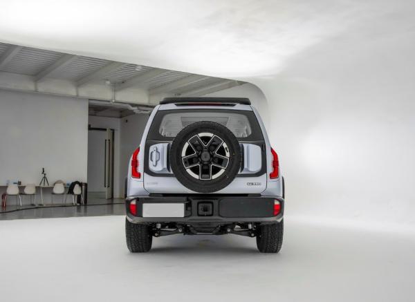 Tecnologia Inteligente Sport Auto 5 lugares Chang An EV SL G318 5 lugares SUV 1.5L Carro de combustível