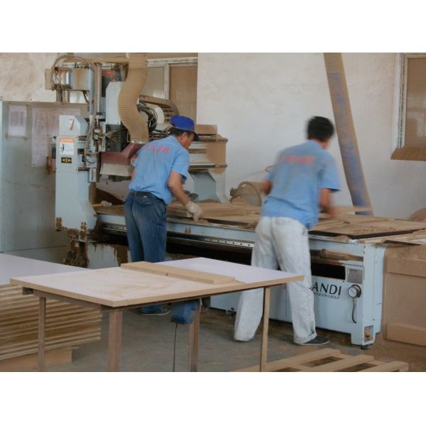 Antique Shaker Style Cabinet Doors And Drawer Fronts With Cherry Wood Surface
