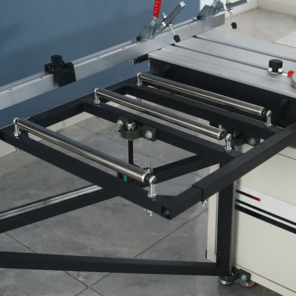 Miniature Precision Sliding Table Saw Machines 220V For Plywood Panel