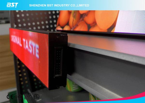 Pantalla a todo color interior ligera del LED para los estudios de difusión los 28kg/sq.m