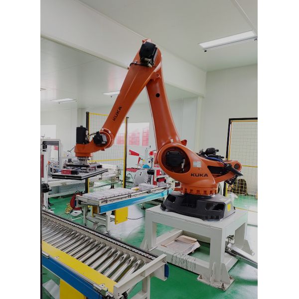 Робот-палетчик Kuka KR120PA с 5 осями снижает затраты на рабочую силу