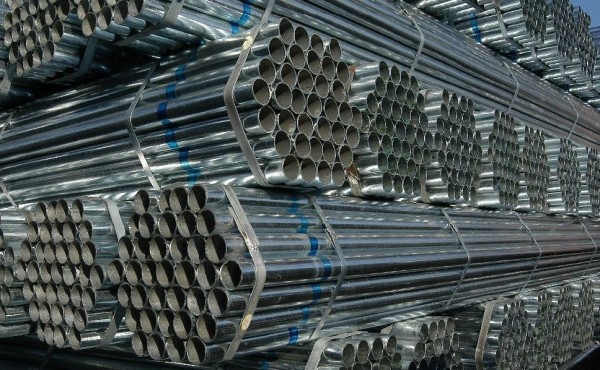 ASTM A53 BS1387 DIN2244 ERW Welded Steel Pipes with Black Galvanized and Oil Coated Surface