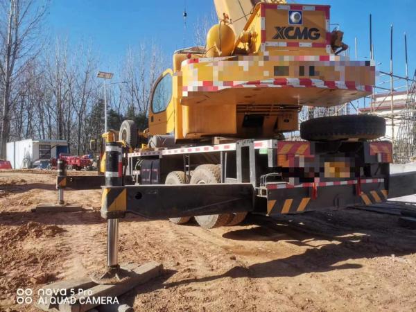 Cane de camion d'occasion de 35 tonnes de haute qualité et 4 numéros de puits à Guangzho