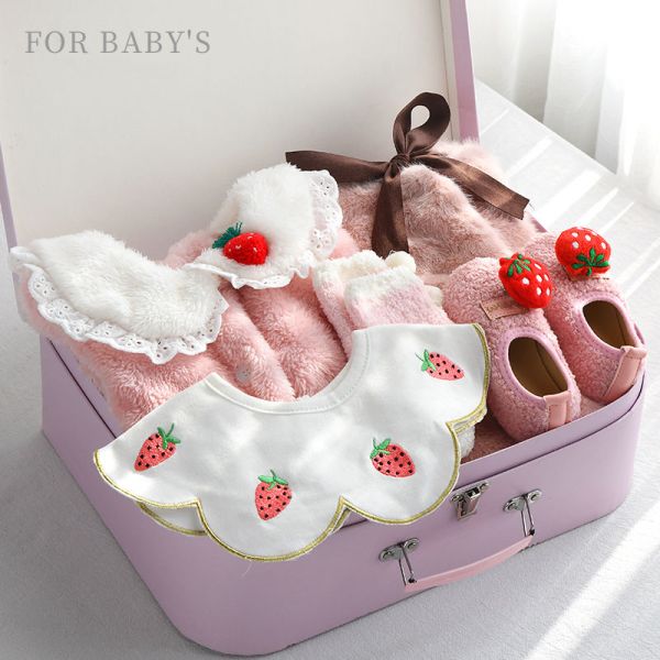 Настройка изысканные CMYK рожденные детские одежды носки набор в металлическом рукоятке подарочной коробки чемодан