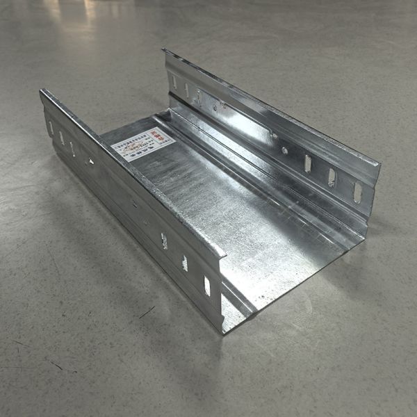 High Load Capacity Hot Dip Gcable Tray Galvanised With Non Flammable Fire Resistance And Perforation Groove