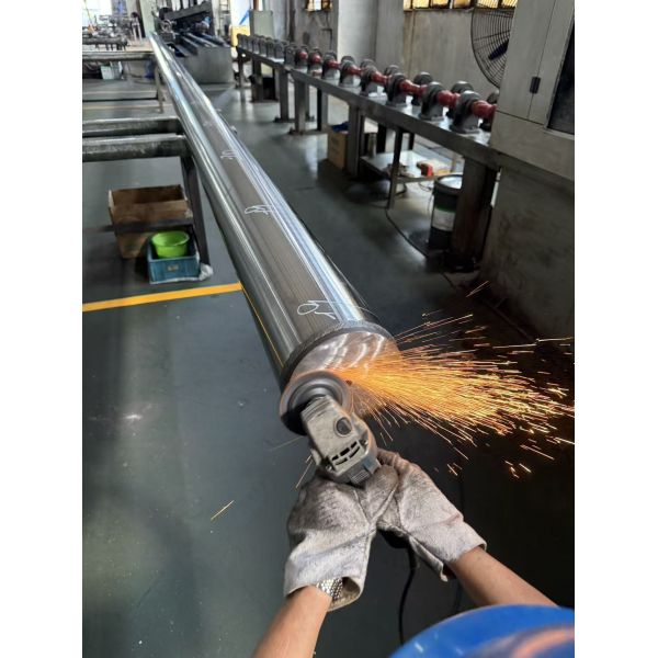 High Tonnage Cylinder Barrel Hard Chrome Plated Steel Cylinder Rod 500mm