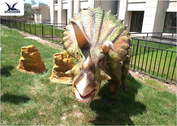 Artificial Triceratops Models Outdoor Dinosaur For Real Estate Decoration