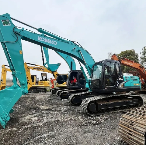 20 toneladas de equipo de excavadora usado Kobelco SK200 máquina excavadora Sk75 / Sk350