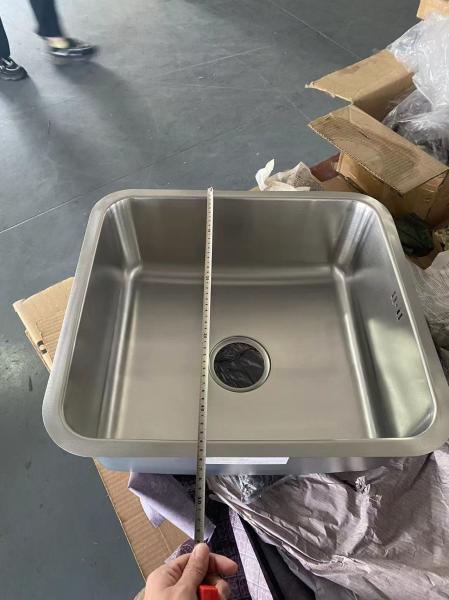 18/10 Nickel Steel Material 304 Stainless Steel Kitchen Sink For Soap Dispenser And Accessories