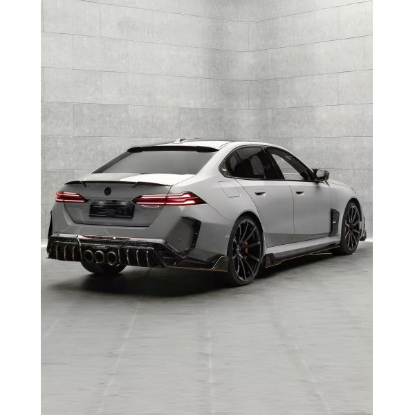 For BMW M5 G90 Carbon Fiber Body Kit M5 G90 MSY-style Carbon Fiber Front Lip Diffuser Spoiler Hood