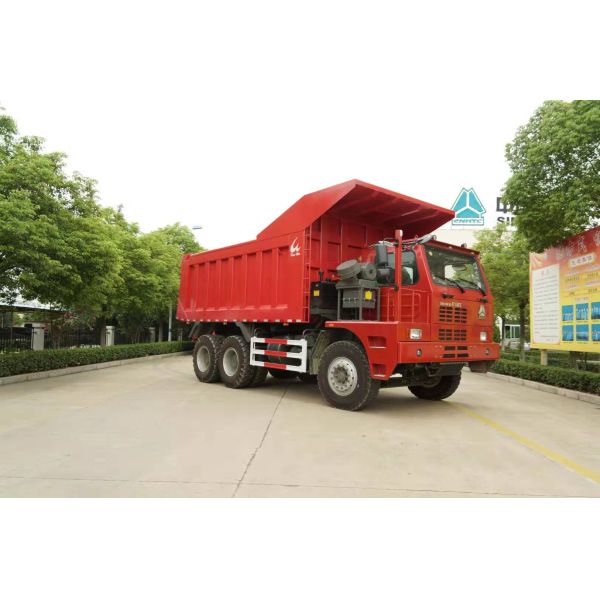371HP Sinotruck Used Dump Truck 50 - 70 Tons Minning Dump Trucks Left Hand Driving