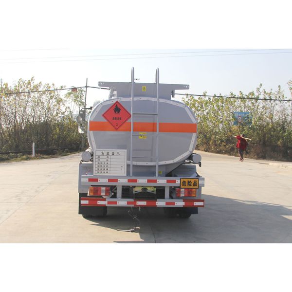 HOWO 4x2 Oil Tanker Truck 6T Flammable Liquid Transport Vehicle Fuel Dispensing