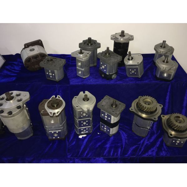 Группа 1 Гоуп 2 Гоуп 3 гидронасосов запасных частей оборудования лесохозяйства