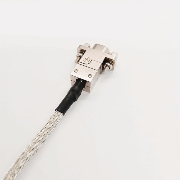 Micro J30J Connector ODM Female D Sub Connector J30J-9ZKP-A With Shielding Braid Cable Clipper