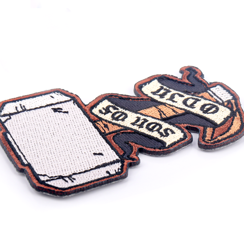 Customized School Team Badge Embroidery Patch Customized Badge for Team Recognition