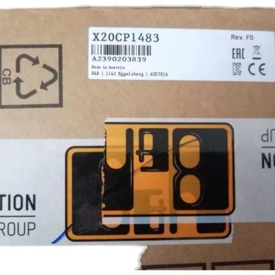 X20CP1483 B&R PLC Module Coloque as mãos no Compact Flash Slot 1 com 300 G de peso