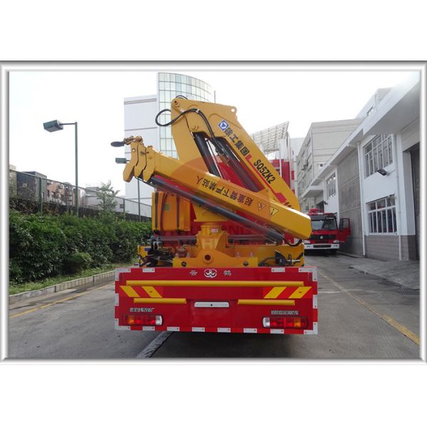 1300 Gallons Water Tower Fire Truck , Fire Service Truck 500 Gallons Foam Cost Effective