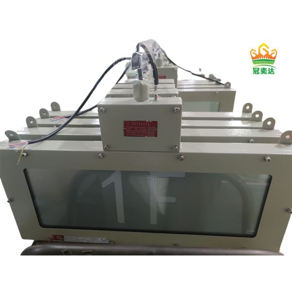 Señal de salida LED con tiempo de emergencia de 180 minutos de grado industrial IP66 para entornos peligrosos con función de iluminación de emergencia