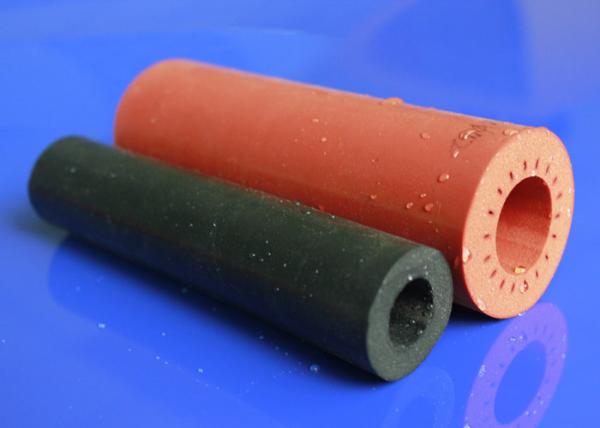 Elastic Smooth Silicone Foam Tube Pyrogen Free Raw Materials Steam Repeat Sterile