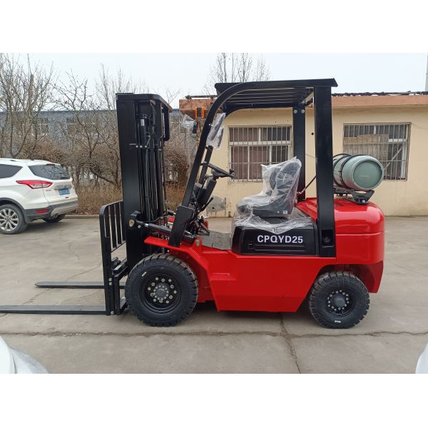 LPG Powered Forklift Truck 5.0 Ton CPCD50 with 5.5m Mast for Workshop Use