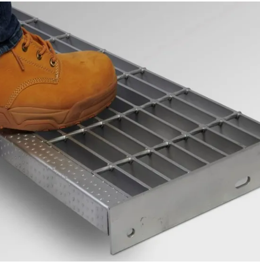 Steel Grating Stair Treads with Non-Slip Stair Nosing Industrial Galvanized