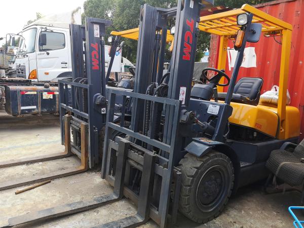TCM FD30 Used 3 Ton Forklift Truck Japan Made Hydraulic System With Side Shift