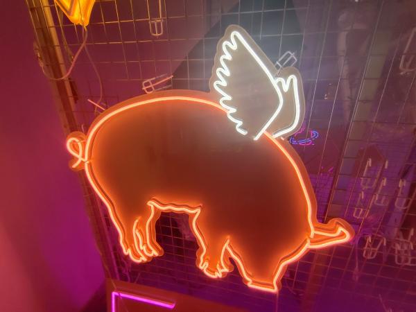AC100V RoHS Acrylic Custom Neon Signs Mencave Halloween 50000hrs Cuttable