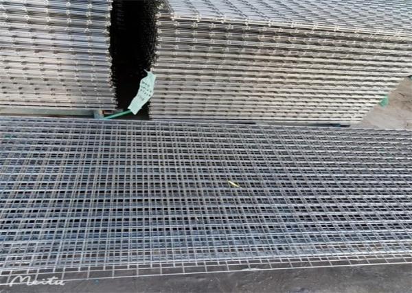 302 acier inoxydable Mesh Panel soudé par 2.5mm 50x50mm