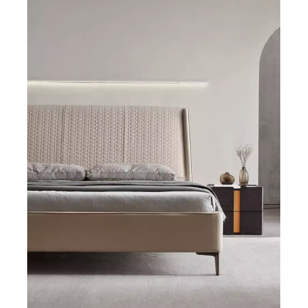 Factory Price Luxury Solid Wood Modern Bedroom Furniture Set for Five-Star Hotels One-Stop Design Procurement Service for