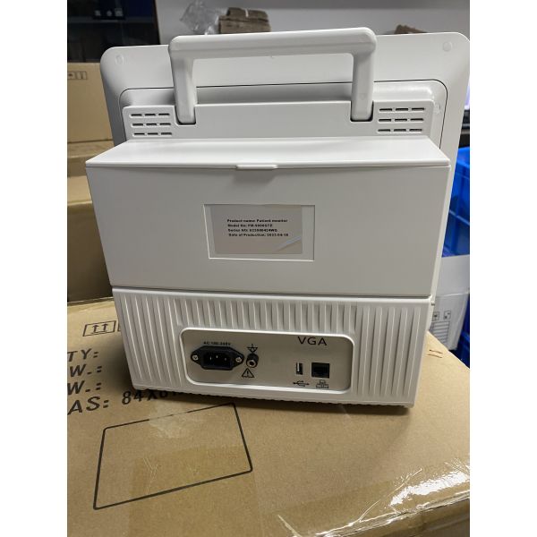 15 Inch Portable Multi Parameter Patient Monitor with Optional 2 IBP 1 Year Warranty and 2 Years Shelf Life