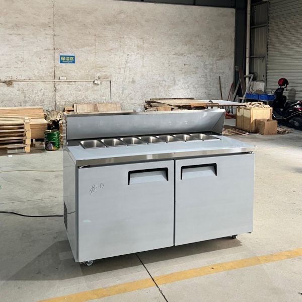 Pizza Sandwich Salad Prep Table Cooler 2 Doors for Hotel Kitchen