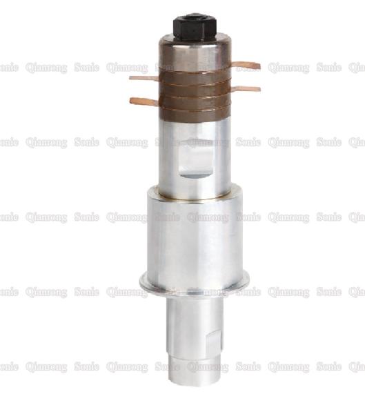 transductor piezoeléctrico ultrasónico 700W con la soldadura plástica del aumentador de presión de aluminio gris de la cerámica