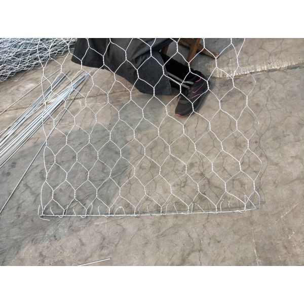 Easy Installation Retaining Wall Hot-Dipped Galvanized Hexagonal Wire Mesh Gabion Basket 2*1*1