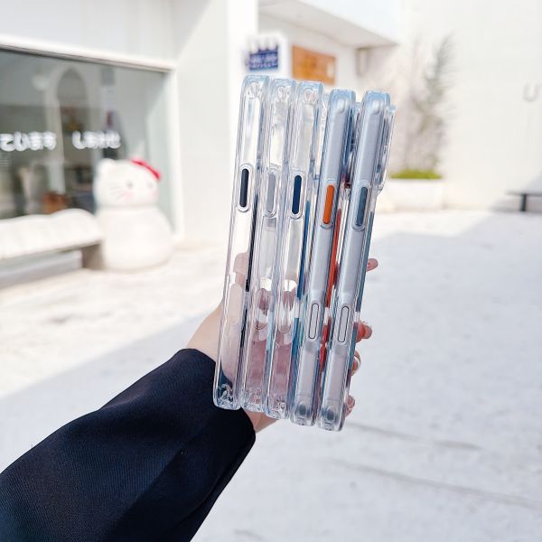 Transparent MagSafe-Compatible Shockproof Phone Case for Wireless Charging and Daily Protection
