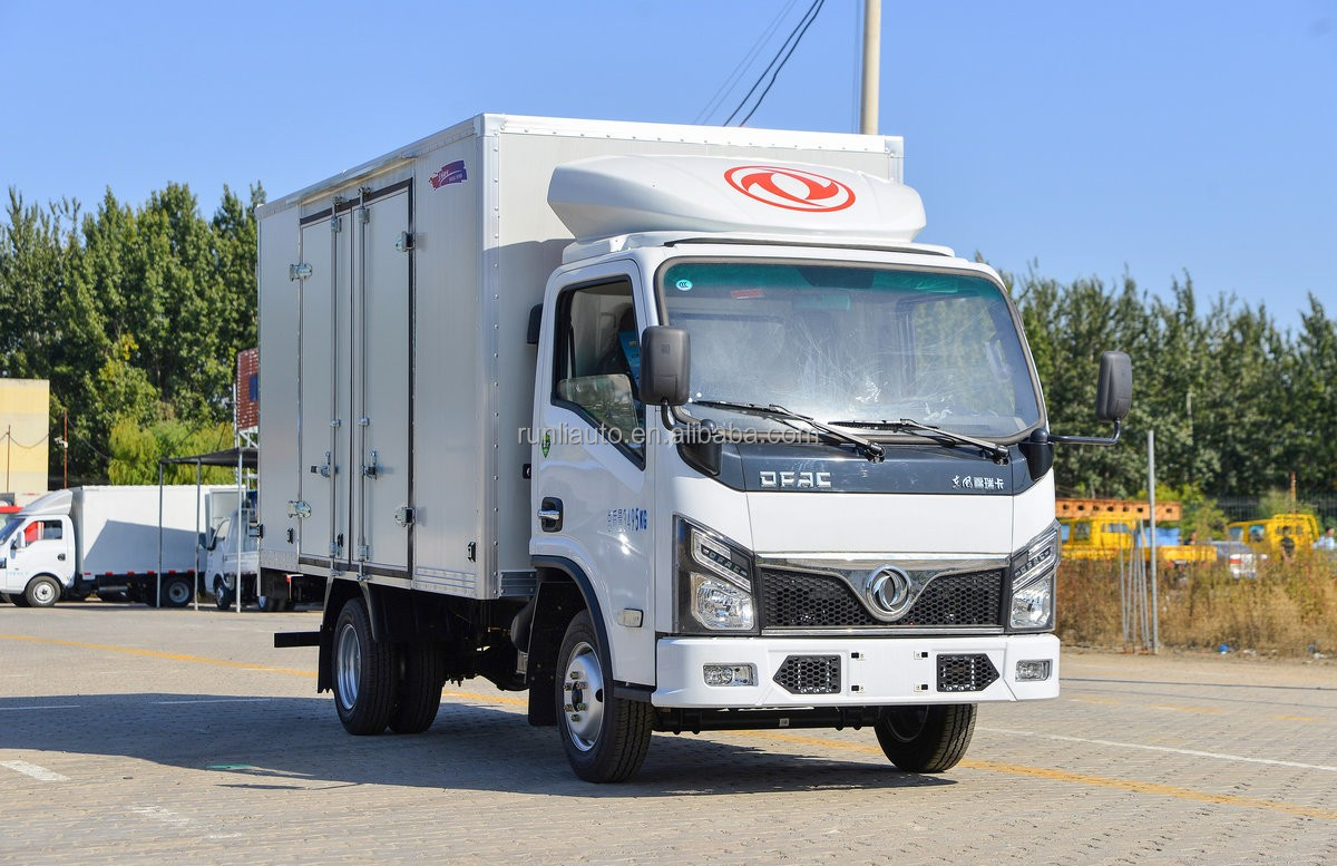 China Factory Supply  DFAC DongFeng 4X2  Petrol Small Mini Light Duty Box Cargo Truck Van Type Container Cargo Truck