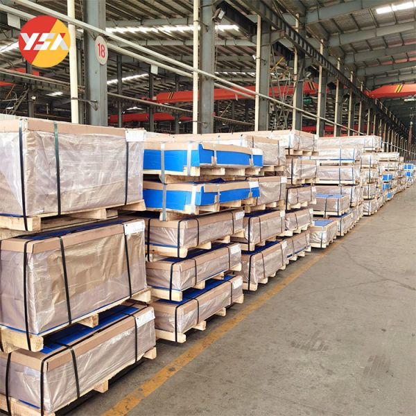 1000/5000 Series High-Gloss Mirror Aluminum Material: Exceptional Flatness and Luster, Suitable for Precision Manufacturing