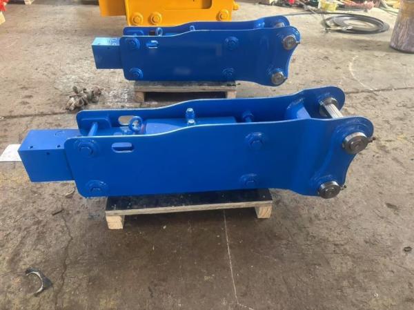 Excavator Attachments 5.5 6 7 Ton Excavator Hammer Rock Breaker Hydraulic Breaking Hammer