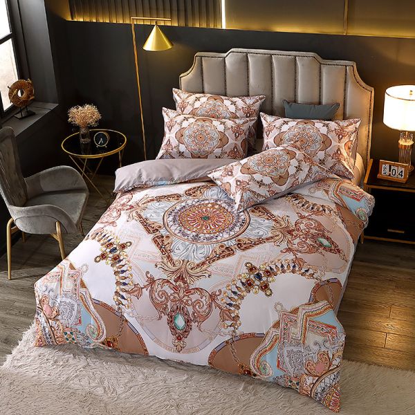 Digital Printing Bedding Set with Polyester Comforter Cover and Luxury Bed Sheets