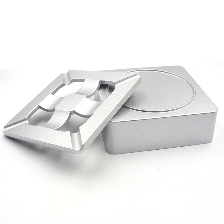 Windproof Aluminum Ashtray with Matte Finish and Ventilated Lid for Indoor Outdoor Use