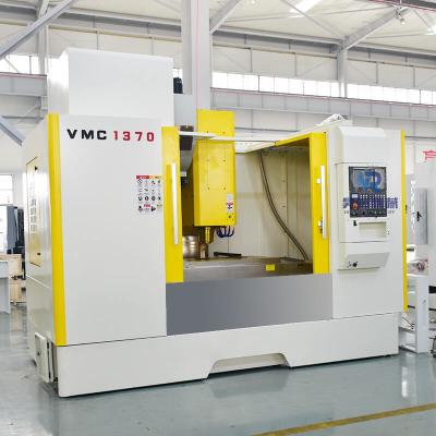 Fabricação vertical automática da linha central do centro de máquina 4 da trituração do CNC Vmc1370 VMC
