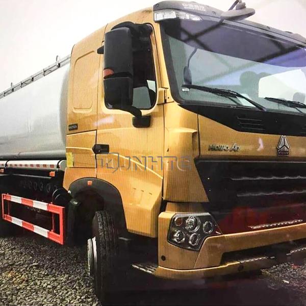 Caminhão de depósito de gasolina Euro2 do óleo de Sinotruk HOWO A7 371hp Euro3 25000L 6x4