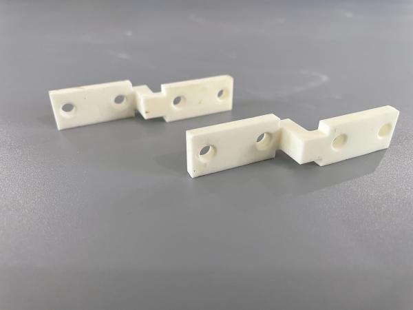 Industrial Alumina 99 Special Shaped  Alumina Oxide Ceramic Spare Parts
