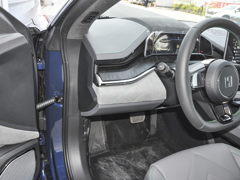 Left Steering 2023 Zeeker 001 100kwh EV Sports Car SUV for Purchase Now Limited Stock