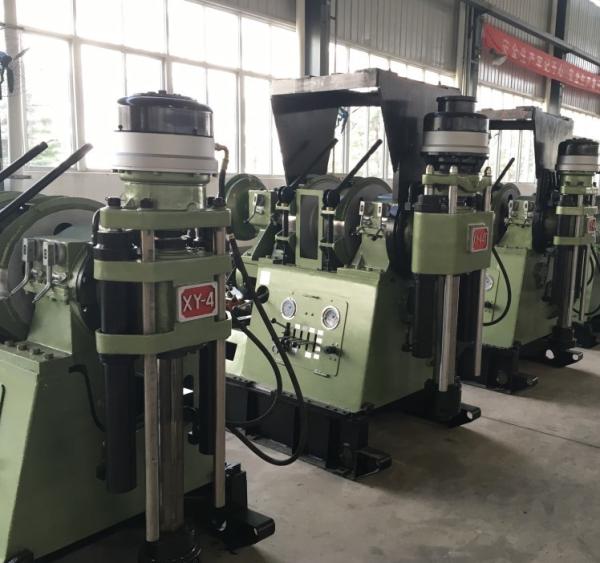 Hydraulic Deep Rock Well Drilling Rig Crawler Type For Exploration